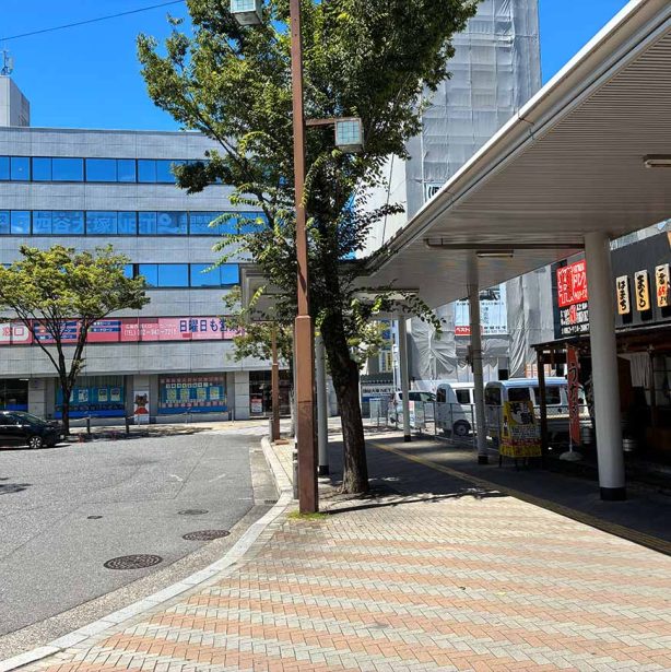 店舗へのアクセス方法