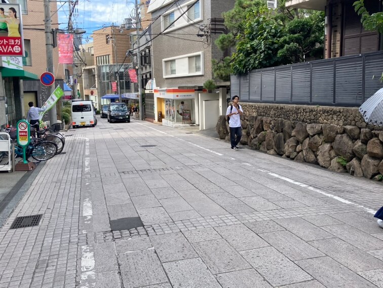 店舗へのアクセス方法